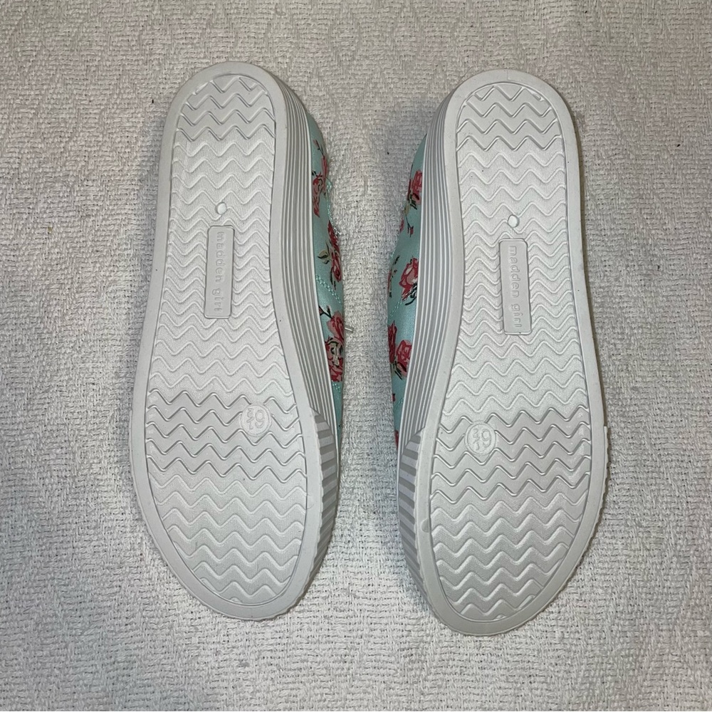 Madden Merisa  Light Blue Floral Elastic Polka Dot Pre-Tied Sneakers Shoes 6 1/2 - Picture 5 of 11